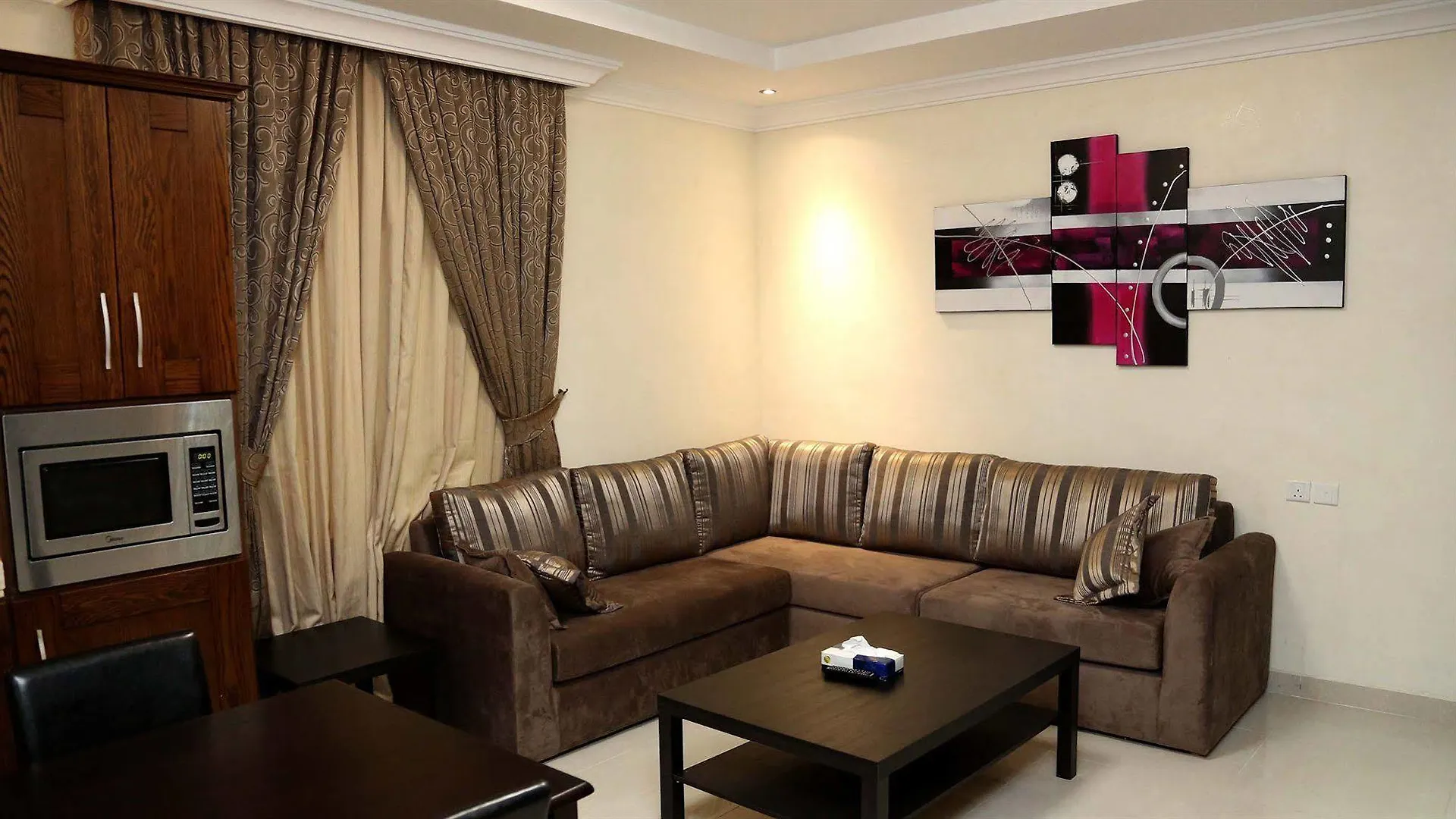 Loren Suites Jeddah Aparthotel